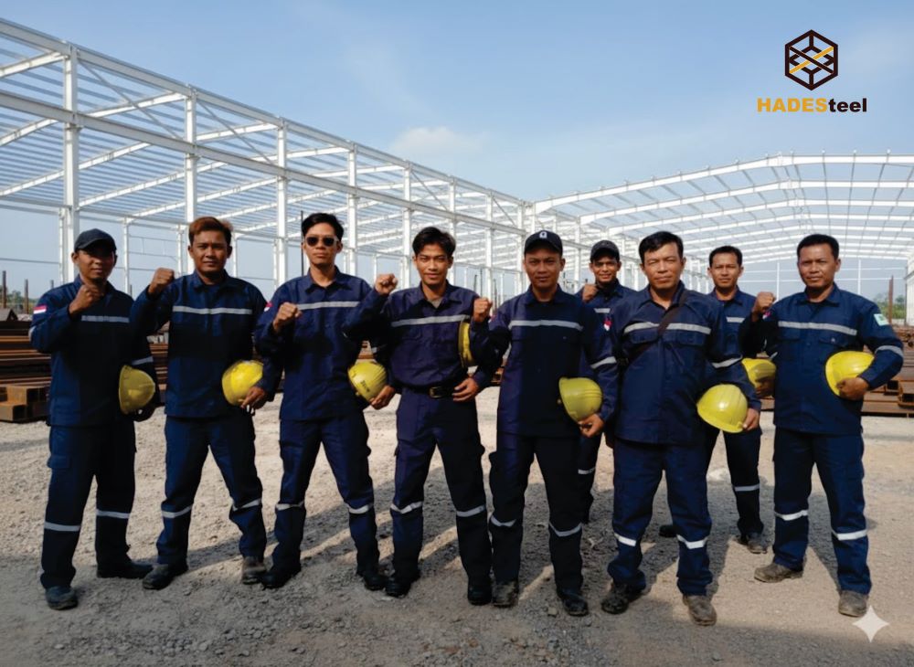 Kontraktor baja Struktur proyek gudang, padel, olahraga, gedung, kantor, rumah mewah di Jakarta oleh HADESteel